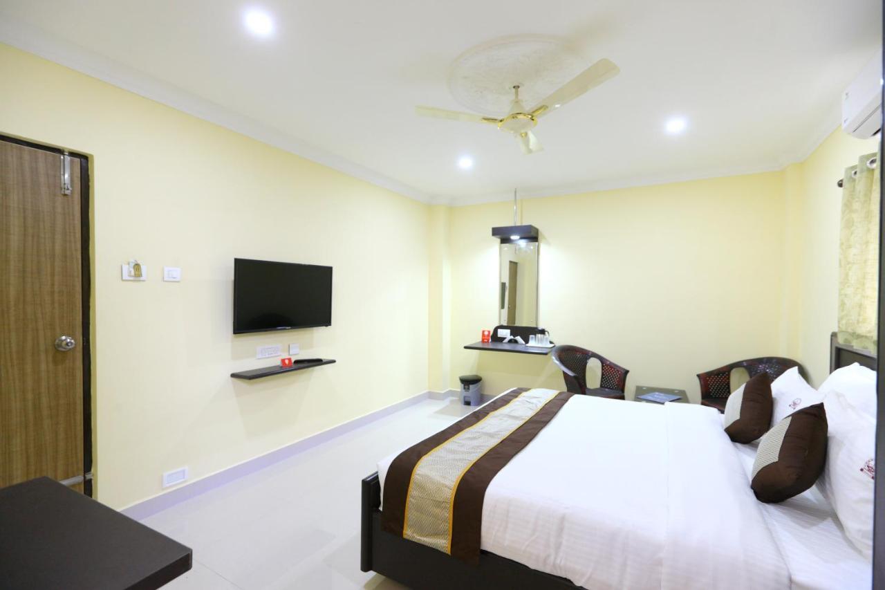 Hotel Sal Inn - Near Airport Ченнаи Экстерьер фото