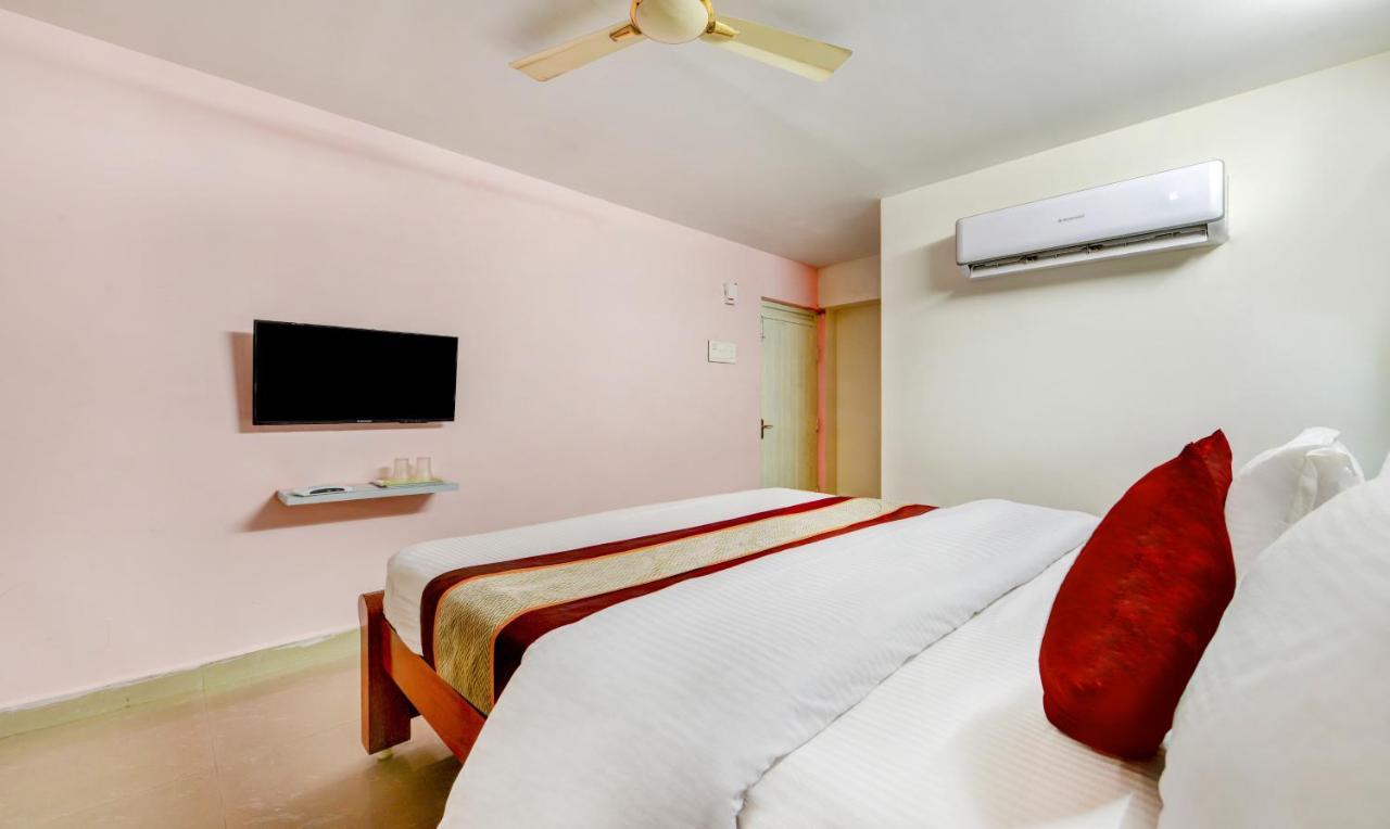 Hotel Sal Inn - Near Airport Ченнаи Экстерьер фото
