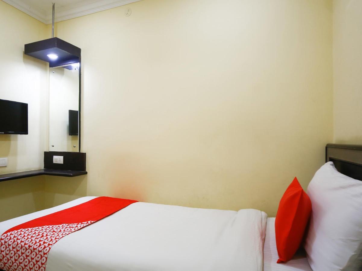 Hotel Sal Inn - Near Airport Ченнаи Экстерьер фото