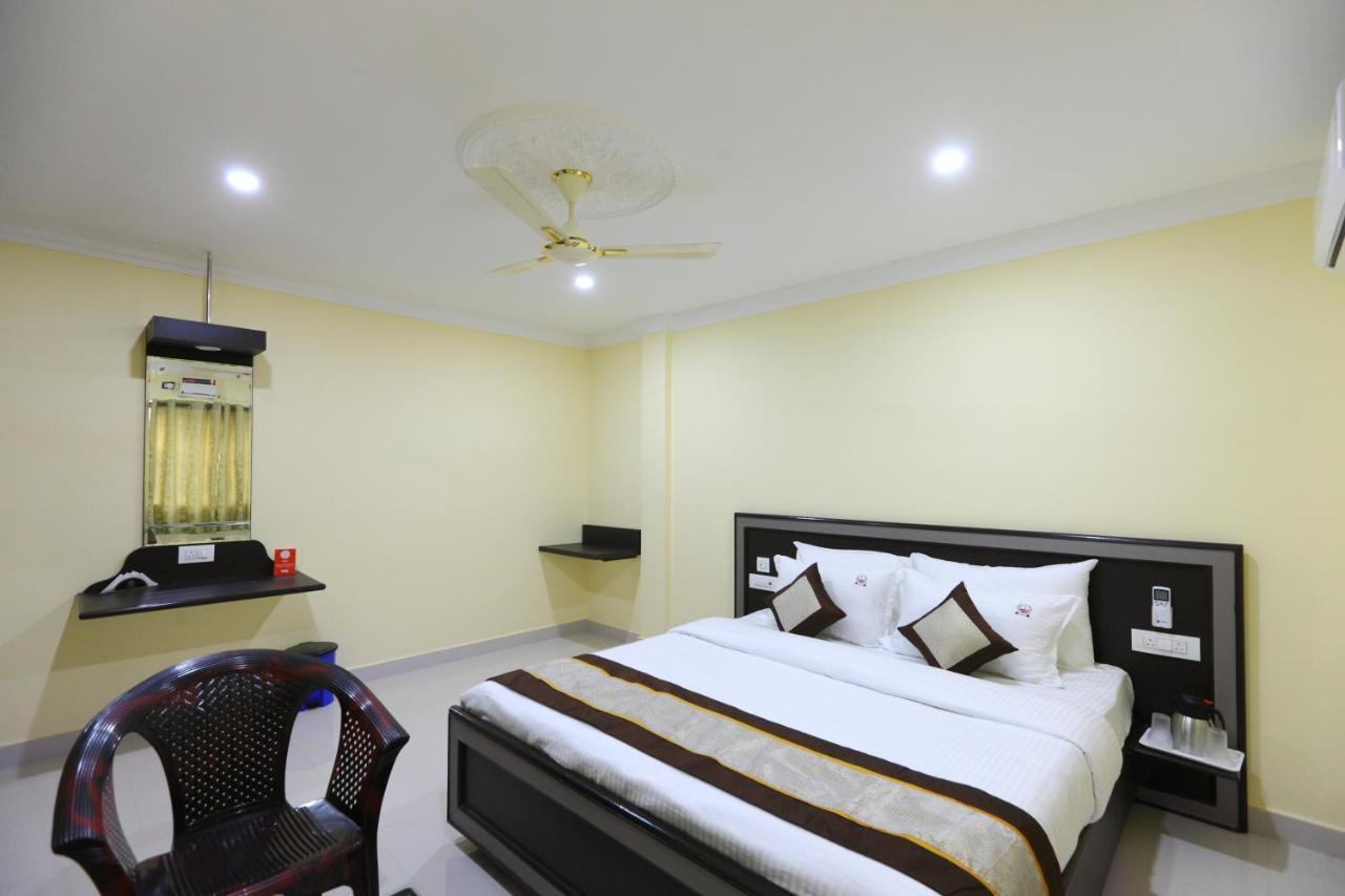 Hotel Sal Inn - Near Airport Ченнаи Экстерьер фото