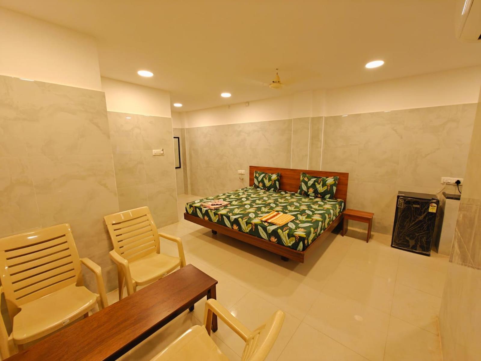 Hotel Sal Inn - Near Airport Ченнаи Экстерьер фото
